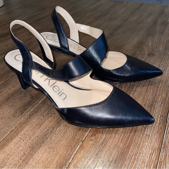 Calvin Klein Larin Strappy Pointed Toe Heel Women’s Sz 9.5 Leather Black - Picture 4 of 8